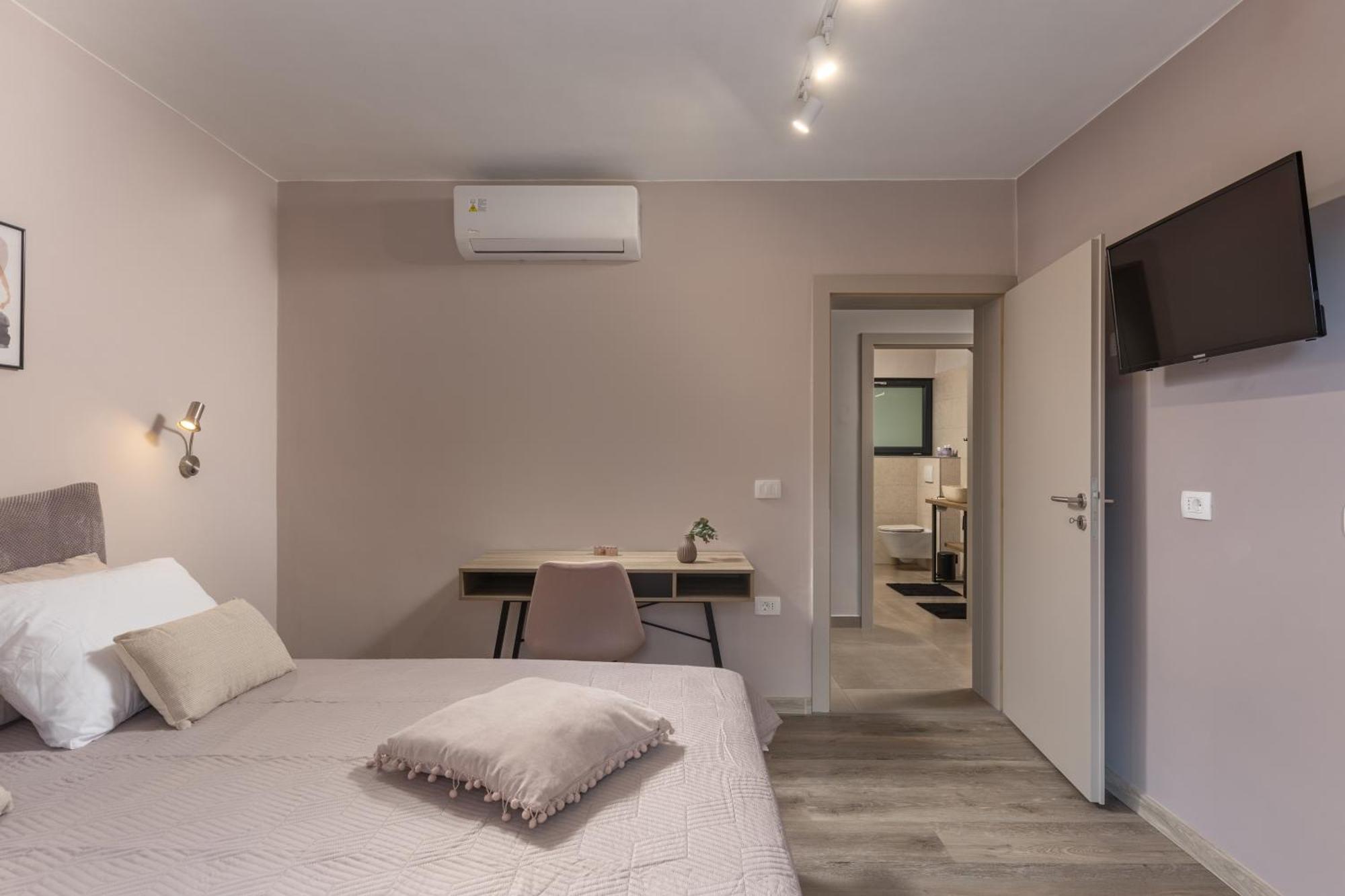 Apartment House Argeo