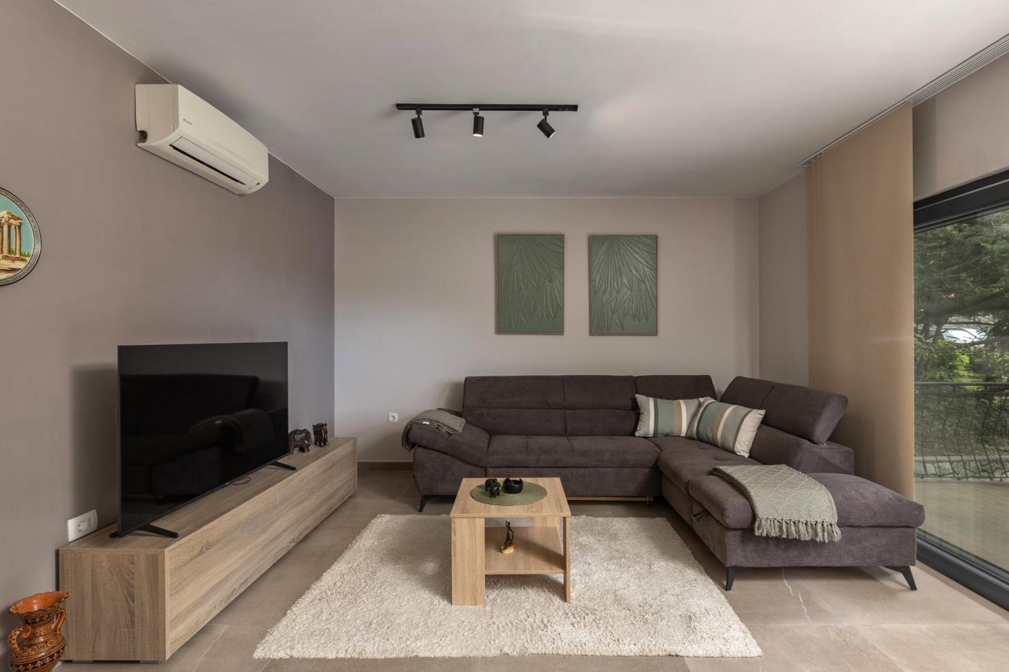 Apartment House Argeo *
