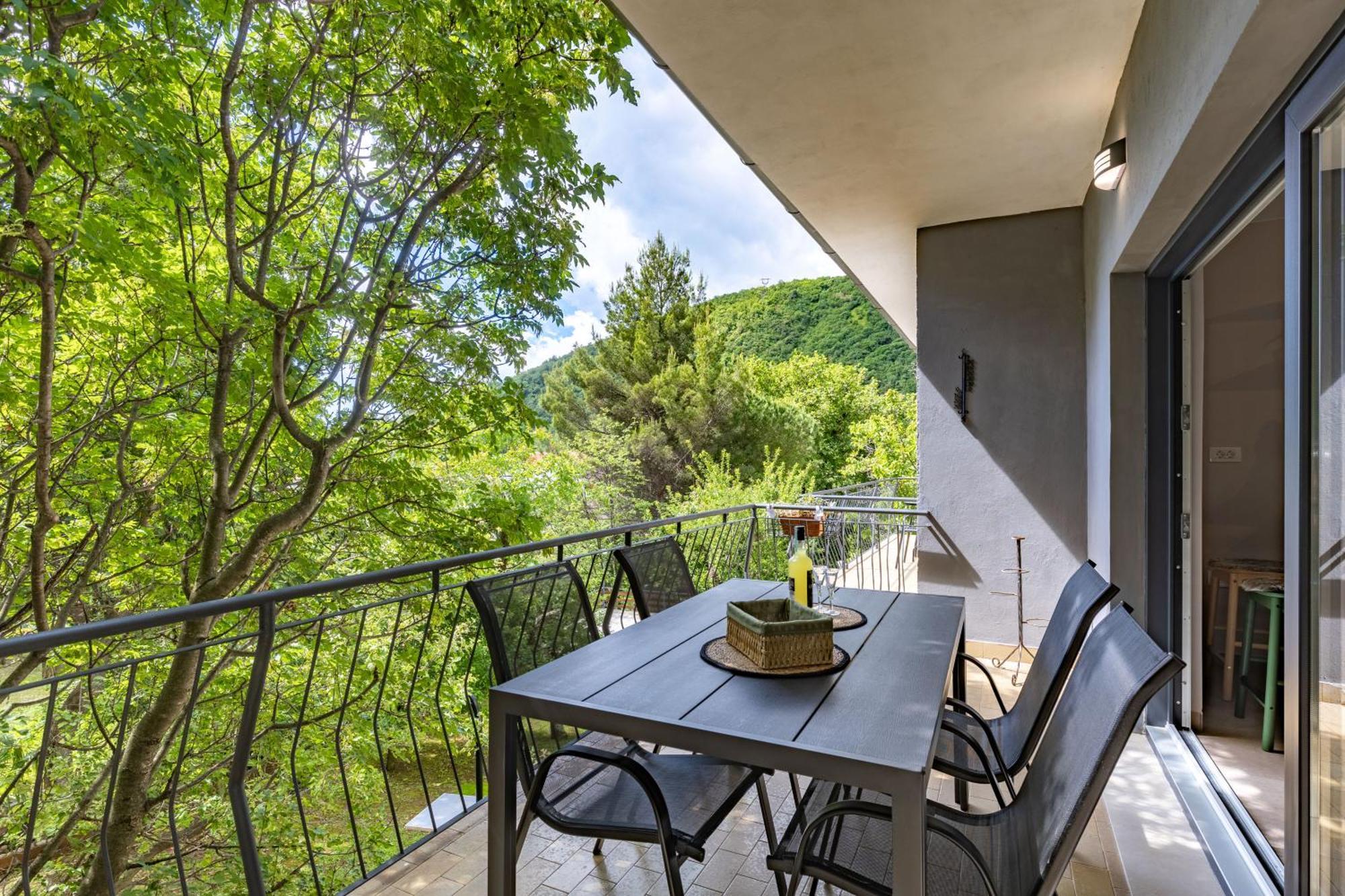 Apartment House Argeo *